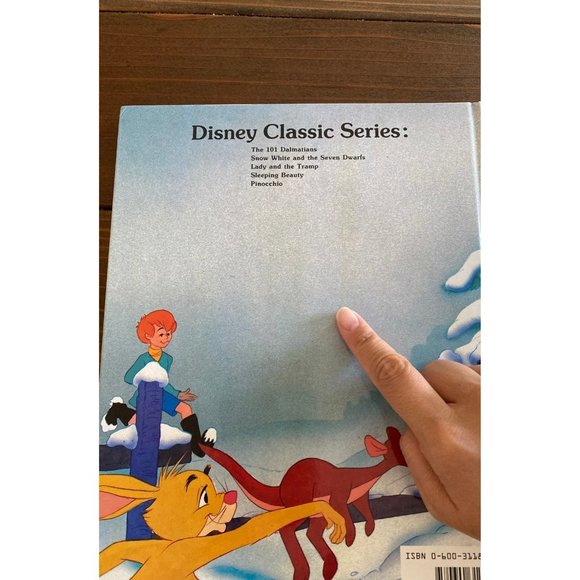 Vintage Walt Disney Winnie the Pooh Hardcover Book 1986 - Picture 10 of 10